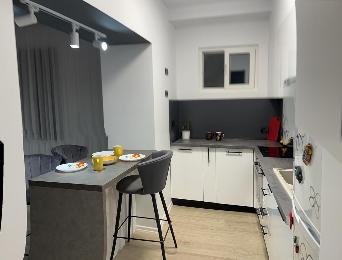 Amion Apartment In Center Of Tirana Eksteriør billede