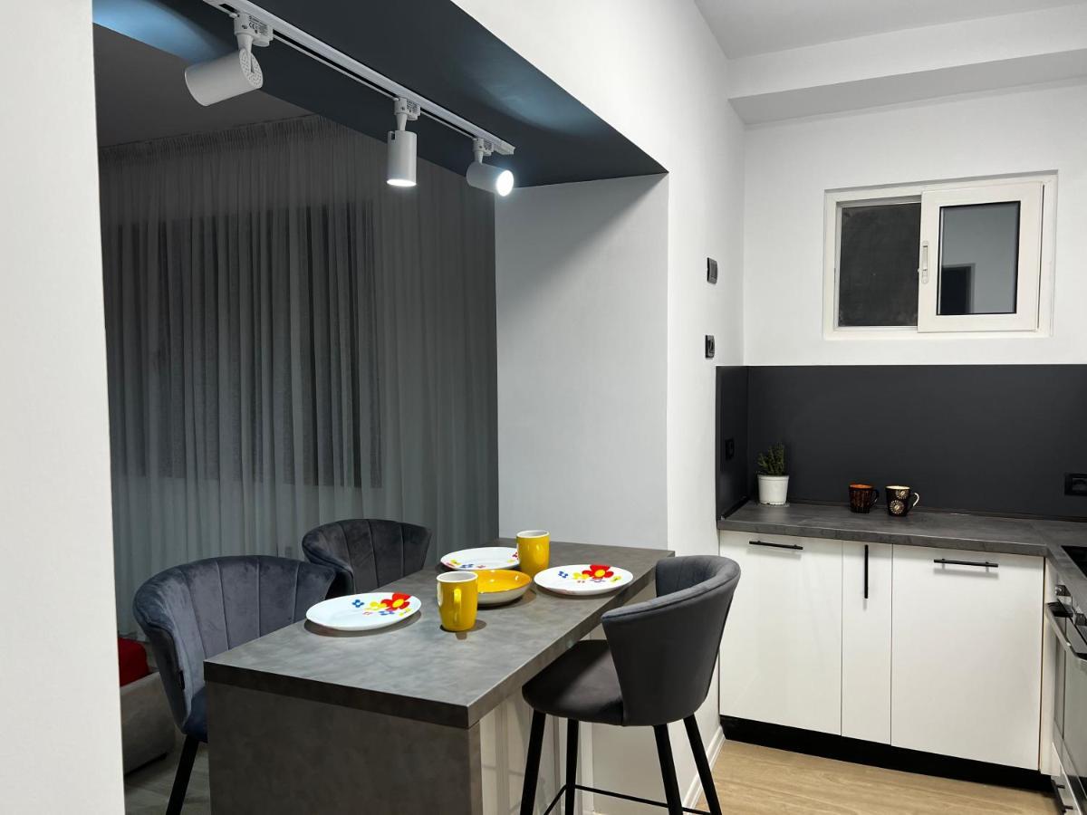 Amion Apartment In Center Of Tirana Eksteriør billede