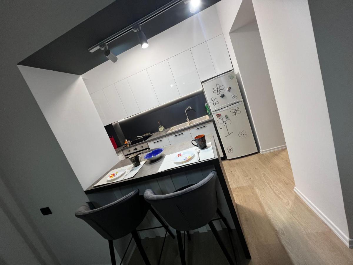 Amion Apartment In Center Of Tirana Eksteriør billede