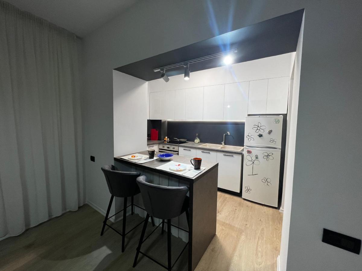 Amion Apartment In Center Of Tirana Eksteriør billede