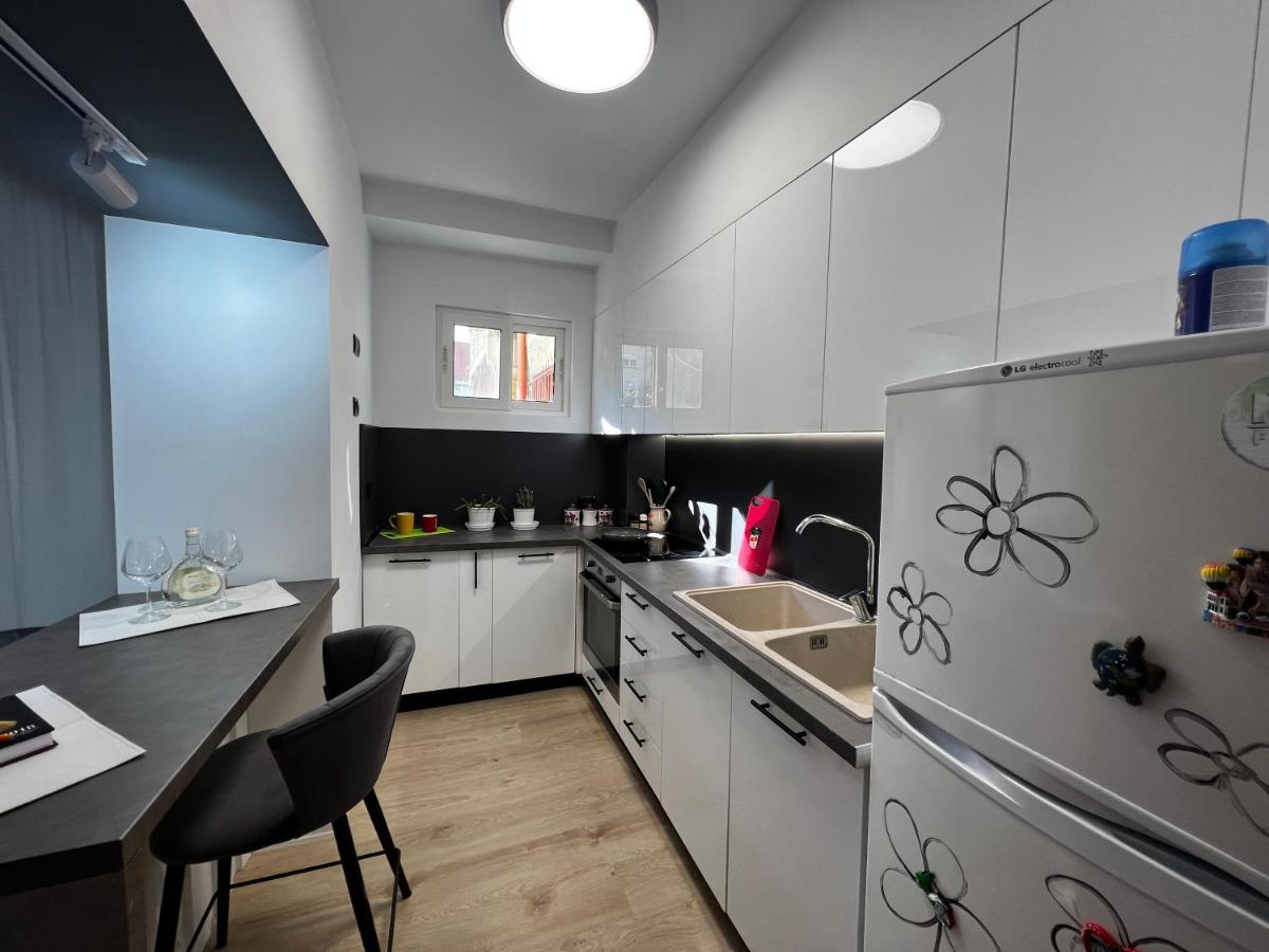 Amion Apartment In Center Of Tirana Eksteriør billede