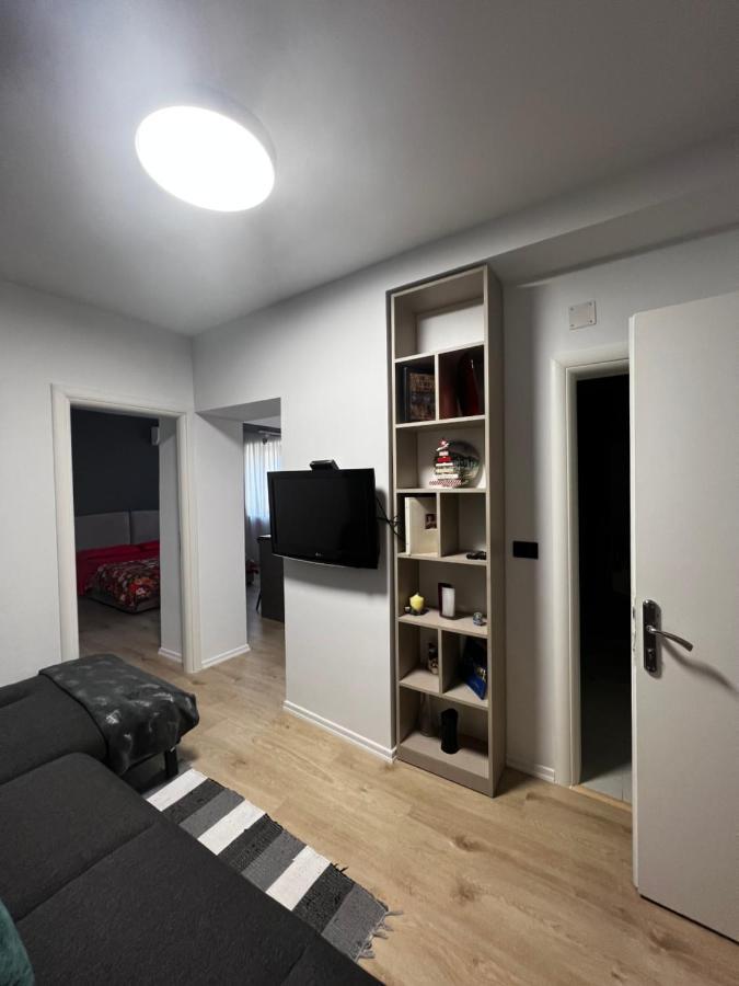 Amion Apartment In Center Of Tirana Eksteriør billede