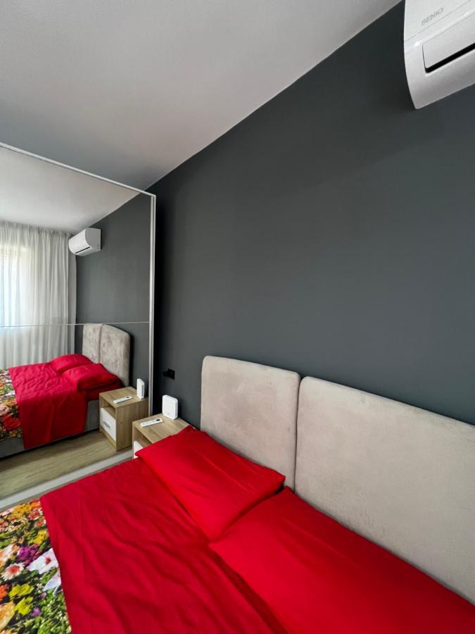 Amion Apartment In Center Of Tirana Eksteriør billede