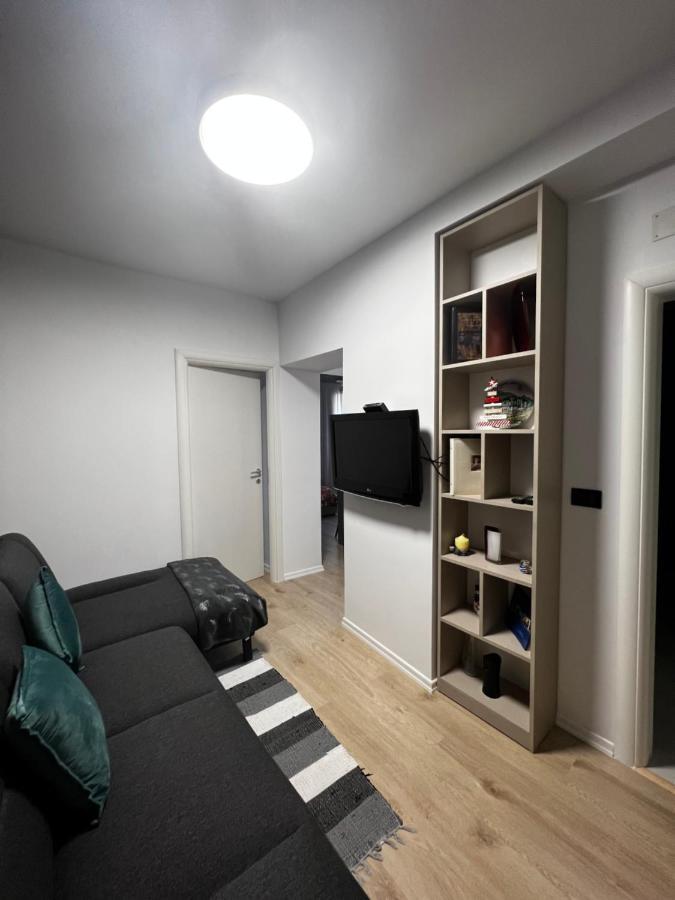 Amion Apartment In Center Of Tirana Eksteriør billede